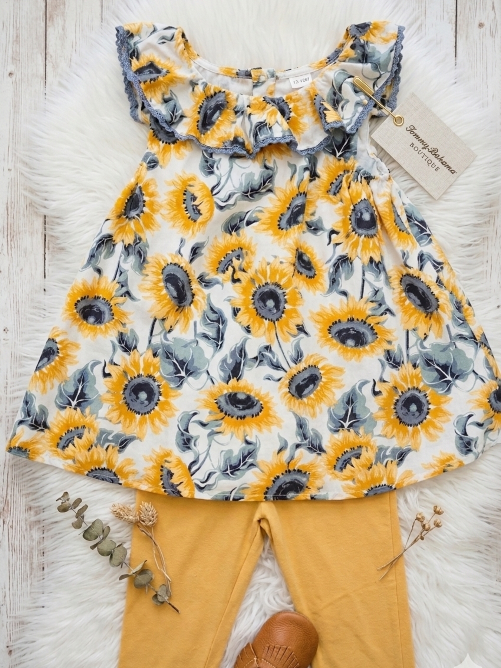 Tommy Bahama Yellow Sunflower Tunic & Mustard Leggings Set